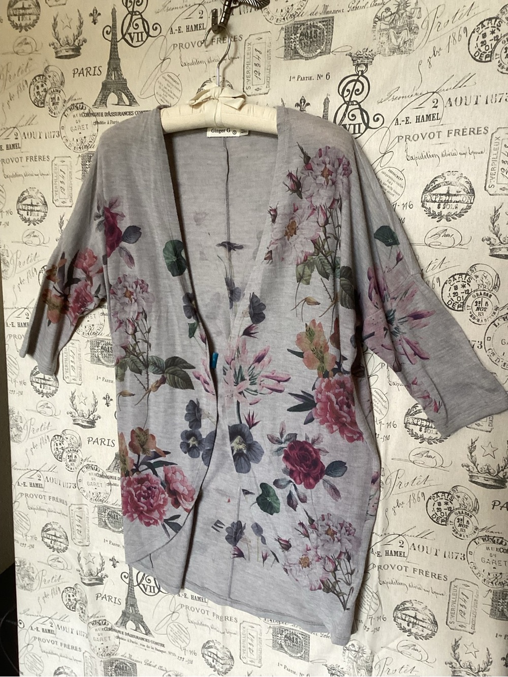 Ginger G Gray Floral Open-Front Cardigan with Pink and Green Blooms